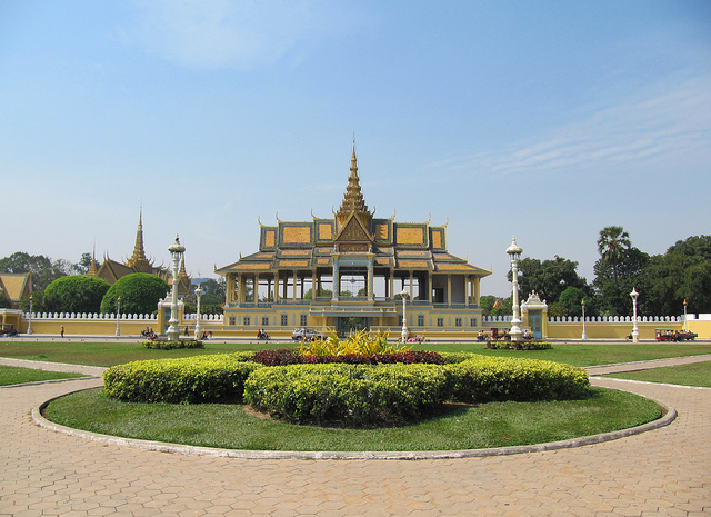 cung dien hoang gia campuchia 3