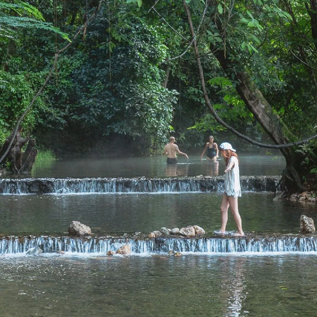 Suối nước nóng Tha Pai Hotspring