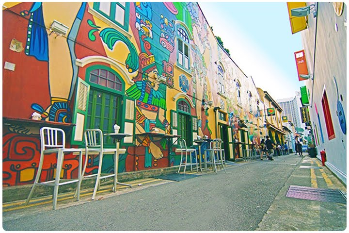 Văn hóa Đông và Tây nhưng lại được vẽ theo phong cách Graffiti sống động