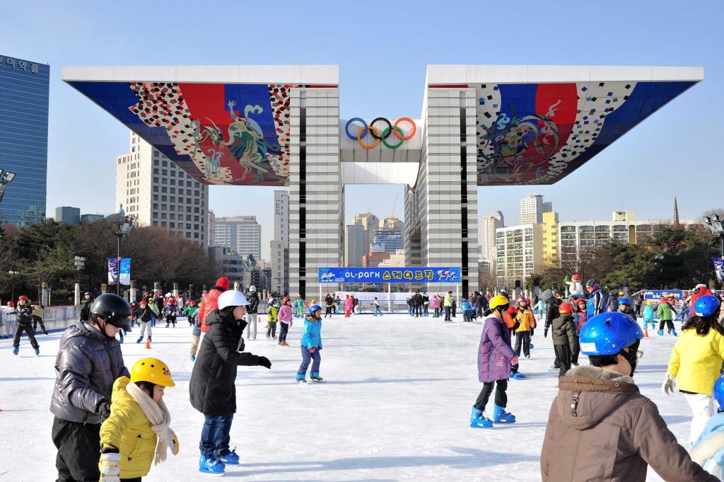 Trượt băng ở công viên Olympic