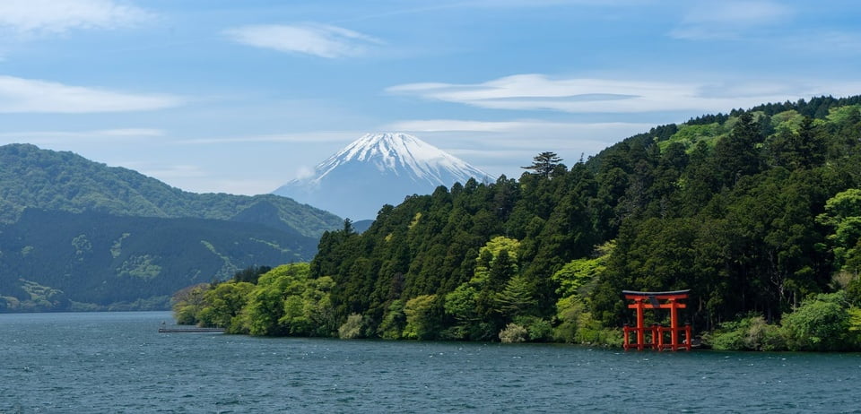 Nhật Bản được nhiều du khách yêu thích bởi không khí trong lành và yên tĩnh. 