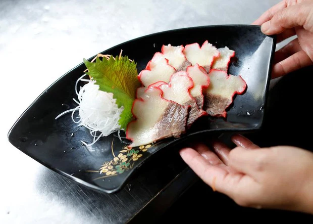 Từ xa xưa, ăn thịt cá voi đã được xem là một truyền thống văn hóa - ẩm thực của người Nhật.