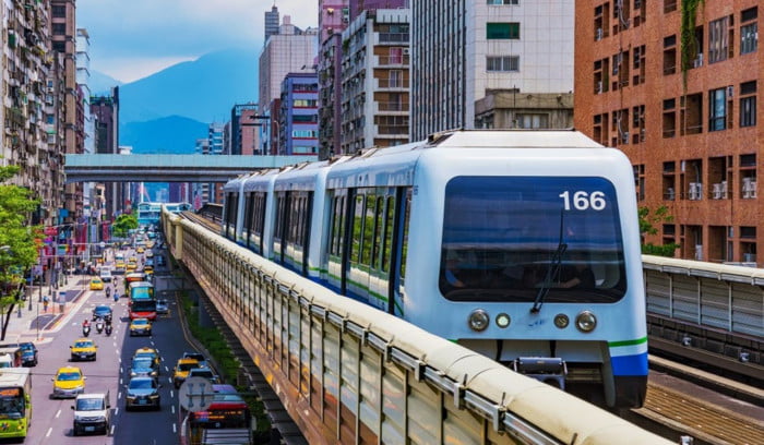 Tàu điện ngầm là một trong số phương tiện chính ở Đài Loan