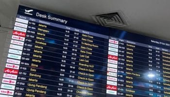 Điểm khác nhau giữa bay quá cảnh và bay thẳng