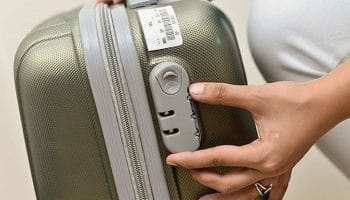 Cách bảo quản hành lý ký gửi chống kẻ trộm khi đi máy bay